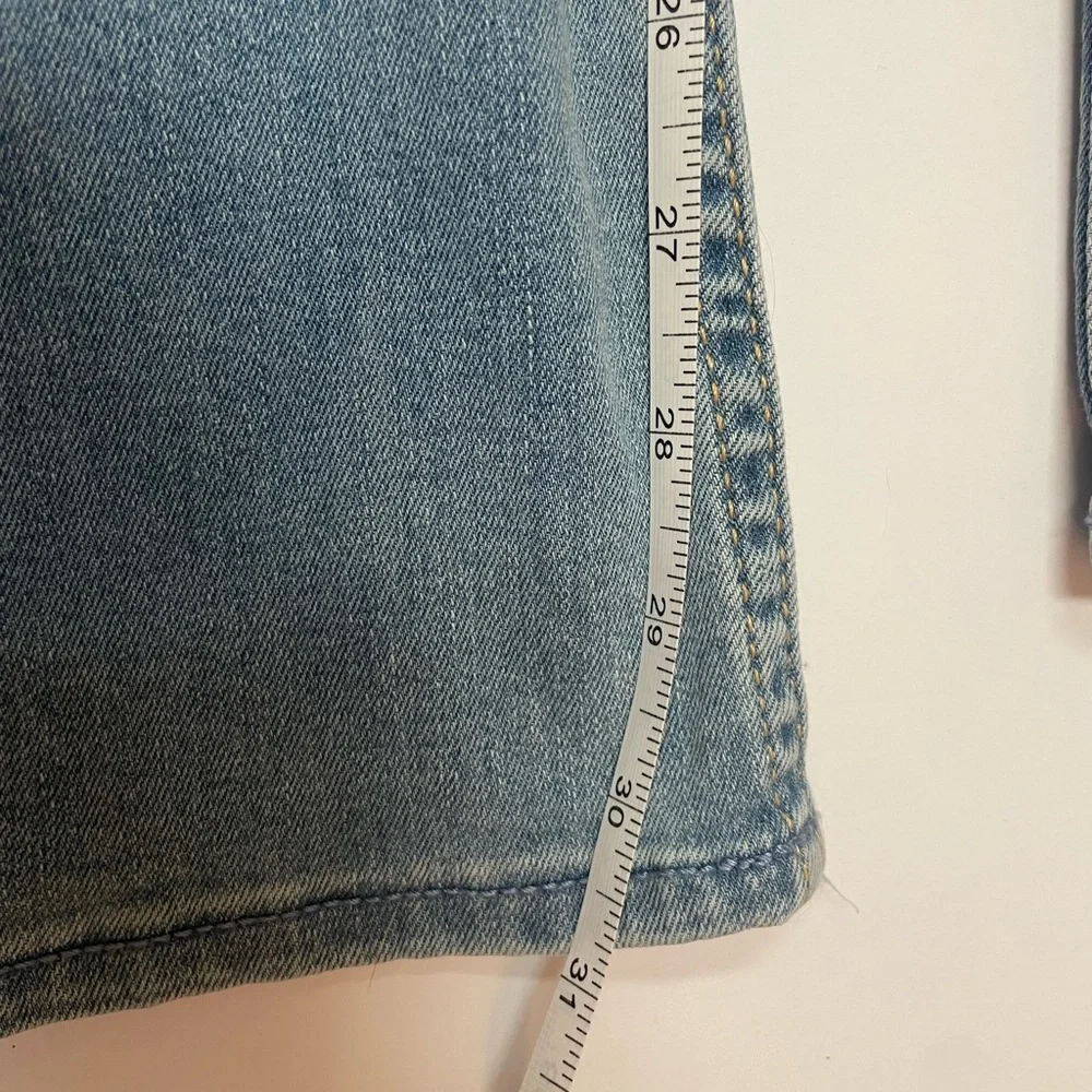 Hollister High-rise Flare Light Blue Jeans Size 0R w25R. Teens - Picture 6 of 8